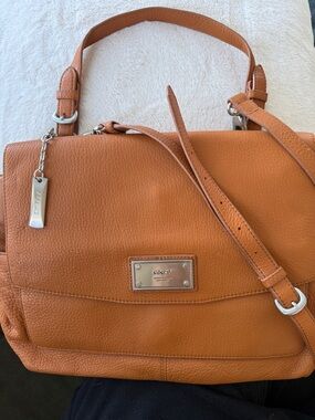DKNY PEBBLED SOFT LEATHER CROSSBODY PURSE